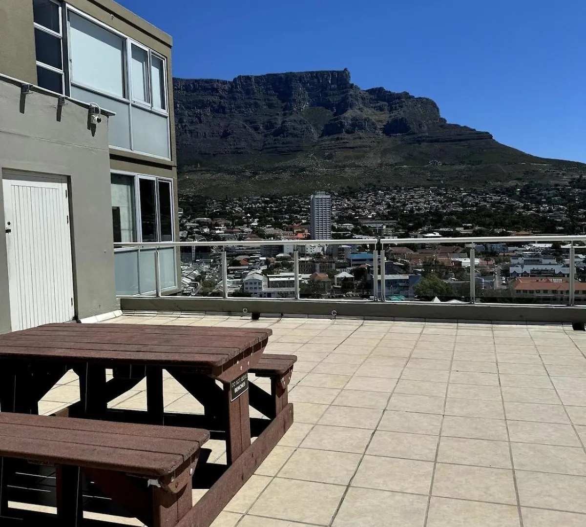 Spacious 2 Bedroom Apartment With Table Mountain View Cape Town 0*,  South Africa